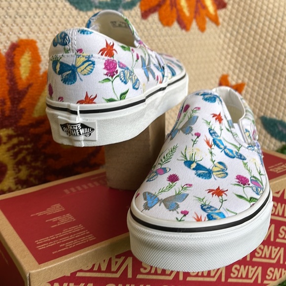 Vans Classic Slip On Butterfly Floral Marshmallow/True White Men’s sneake… - Picture 10 of 16